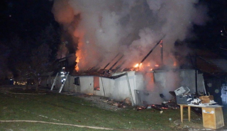 Požár stodoly v Dolní Radouni