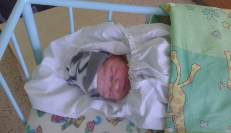 Prvním letošním miminkem Vysočiny je Antonín. Narodil se v jihlavské porodnici