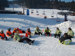 Na Vysočině funguje 17 sjezdovek, podmínky jsou ideální. Na své si přijdou také běžkaři