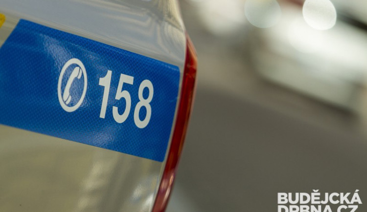 Policisté zachránili u Staré Pohůrky seniora před podchlazením