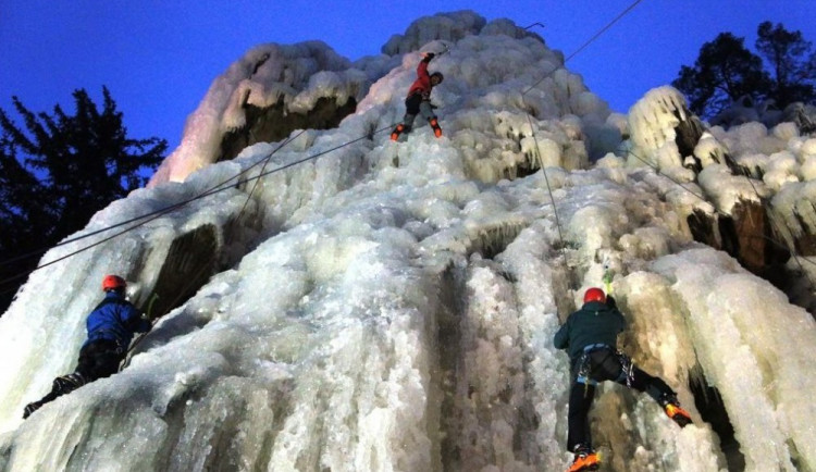 Ledová stěna ve Víru
