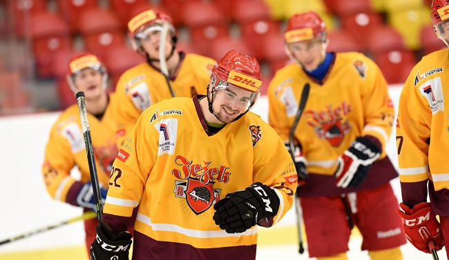KAM ZA SPORTEM: Dobře hrající junioři Dukly nebo play-off amatérské hokejové ligy