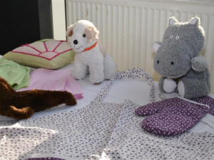 Na krajském úřadě je do konce února v rámci výstavy k vidění autentická vězeňská cela