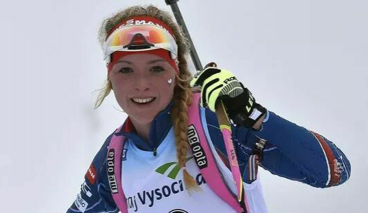 Další zlato pro juniorku Davidovou, na evropském šampionátu ovládla i nedělní biatlonovou stíhačku