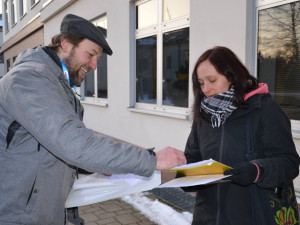 Krajský úřad přijal přes 700 žádostí o dotaci na kotel. Někteří stáli frontu již od neděle