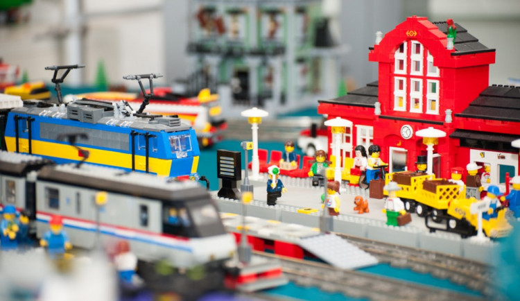 Jihlavská interaktivní výstava o stavebnici Lego ukazuje exponáty z téměř půl milionu dílků