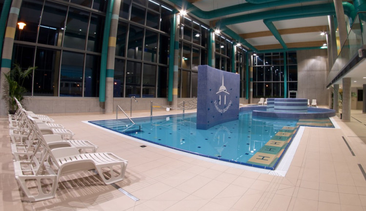 Žďárský bazén opět skončil ve ztrátě, od března zvýší vstupné