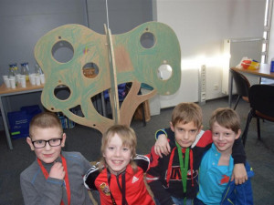 Lesní pedagogika v praxi. Žáci z jihlavské ZŠ Seifertova poznávali, jak to chodí v lese