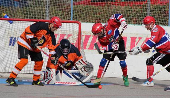 KAM ZA SPORTEM: Juniorky FBŠ rozehrají florbalové play-off, v sobotu na jihlavské hokejbalové derby