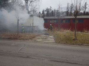 V Dobroníně na Jihlavsku shořel bývalý hostinec. Škoda se vyšplhala na 700 tisíc korun