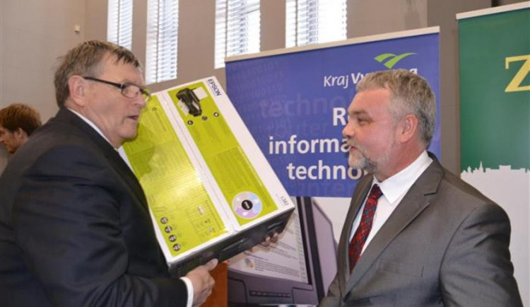 Zlatý erb v tomto roce bude zdobit webové stránky Jihlavy a městyse Okříšky