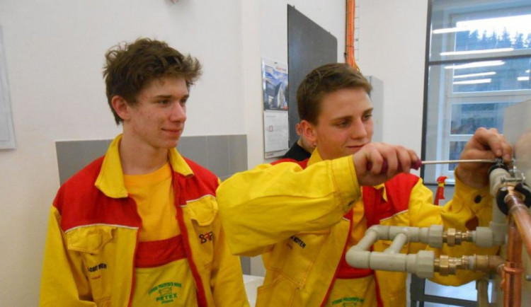 Martin Hrubý z jihlavské stavební školy je nejlepším Učněm instalatérem v kraji