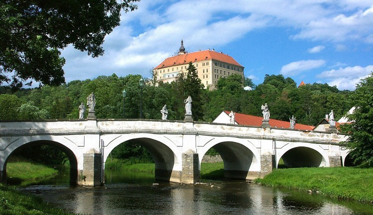Zámek v Náměšti nad Oslavou