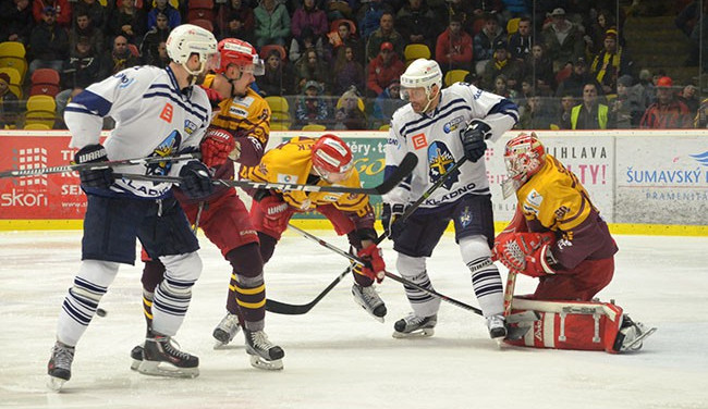 Dukla Jihlava ve třetím semifinále padla v prodloužení, v sérii s Kladnem vede už jen 2:1