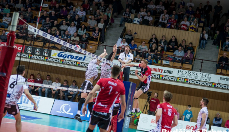 Příbram před vlastním publikem konec nepřipustila. Postupujícího určí sedmé čtvrtfinále