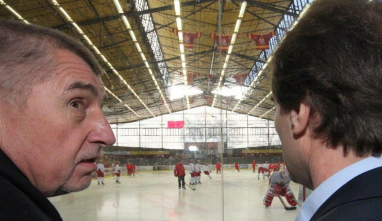 FOTO: Jihlavu navštívil Andrej Babiš. Byl rozčarován z úrovně Horáckého zimního stadionu