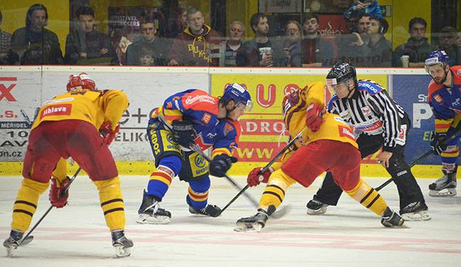 Dukla Jihlava opět vítězná! Další dva barážové body proti Českým Budějovicím zajistil Čachotský