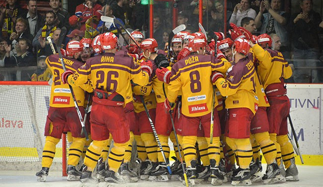 Dukla Jihlava znovu za dva body! Proti Karlovým Varům byla v nájezdech stoprocentně úspěšná