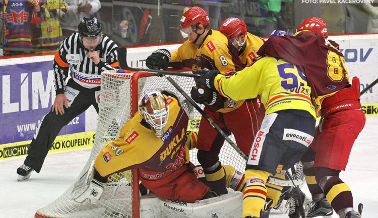 KAM ZA SPORTEM: Dukla bojuje o extraligu v pátek a v neděli, Vysočinu čeká v sobotu Sparta