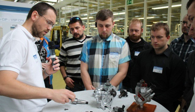 Bosch Diesel již podesáté pořádá High-Tech Day. Studenti technických oborů se seznámí s firmou i možnostmi uplatnění