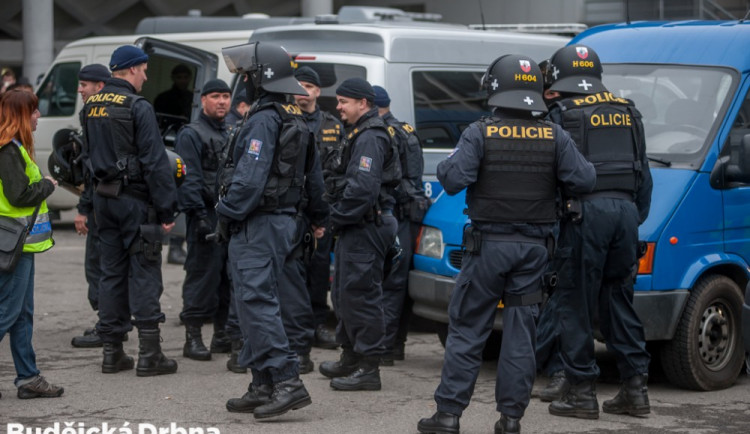 Hokejové hry přivedou do Budějc tisíce fanoušků a uzavřou ulice u Budvar arény