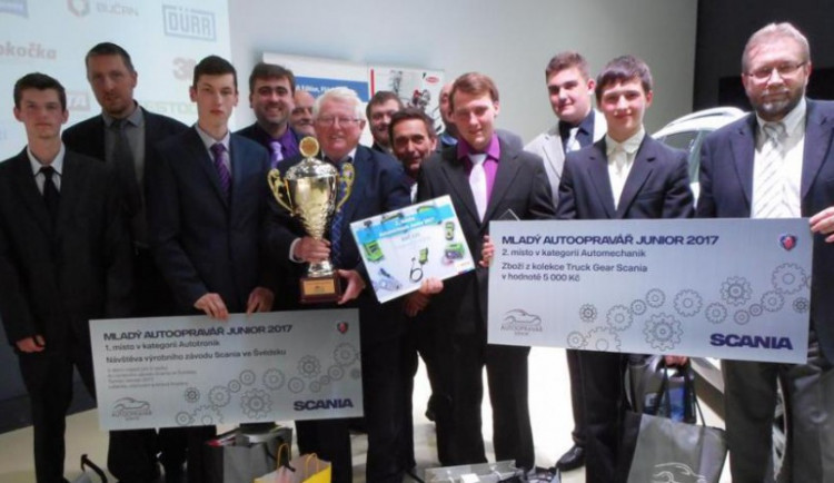 Student z jihlavské automobilní školy suverénně zvítězil v soutěži Autoopravář Junior 2017