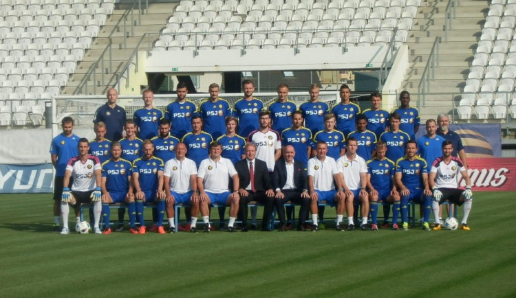 Kraj Vysočina daruje dva miliony korun jihlavským fotbalistům z FC Vysočina