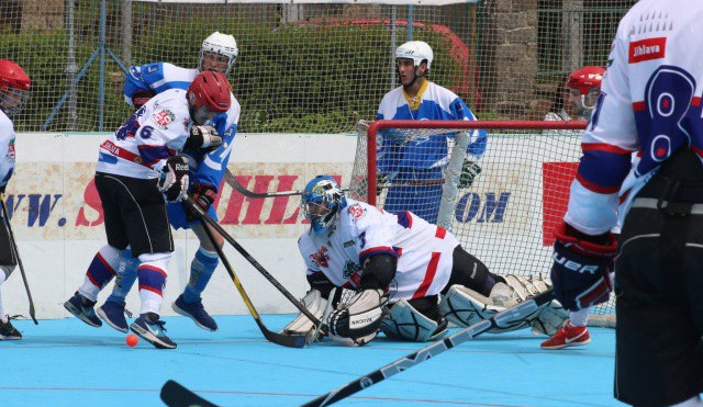 Rezerva hokejbalového SK Jihlava vstoupila do semifinále vítězně, Kyjov porazila 3:1