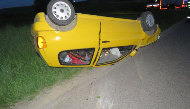 Silně podnapilá řidička narazila u Třeště do stromu. Nadýchala skoro 3,5 promile 