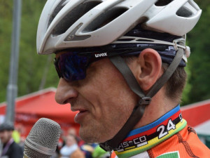 Vítězem Jihlavské 24 MTB je popáté Tomáš Kozák. Okruh absolvoval devětačtyřicetkrát