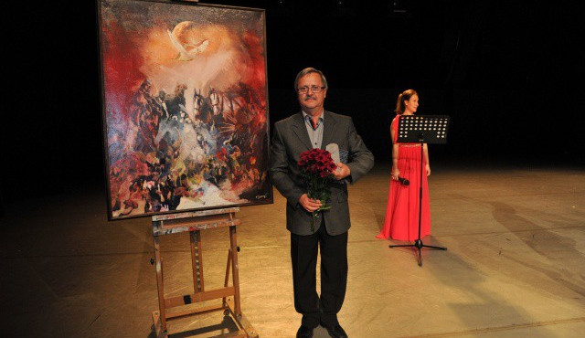 Mgr.Lubomír Marek, ředitel ZŠ Třemošnice s cenou Ď