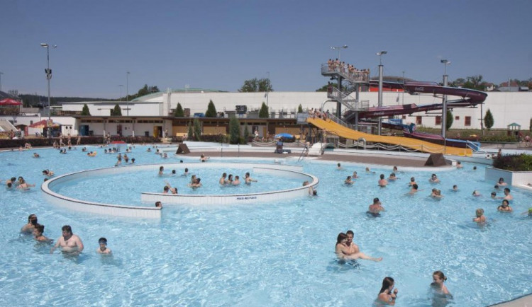 Příští sobotu se návštěvníkům otevře venkovní část Vodního ráje. Nabídne několik novinek