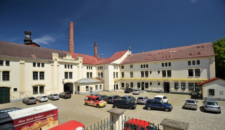 Den Ježka láká na Horkýže Slíže a Škwor. Chybět nebudou prohlídky pivovaru či škola čepování