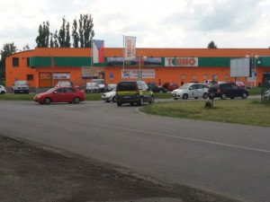 Od víkendu budou rušnou křizovatku u jihlavského ONO řídit provizorní semafory
