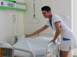 V jihlavské nemocnici probíhá stěhování. Polovina nového pavilonu už slouží pacientům