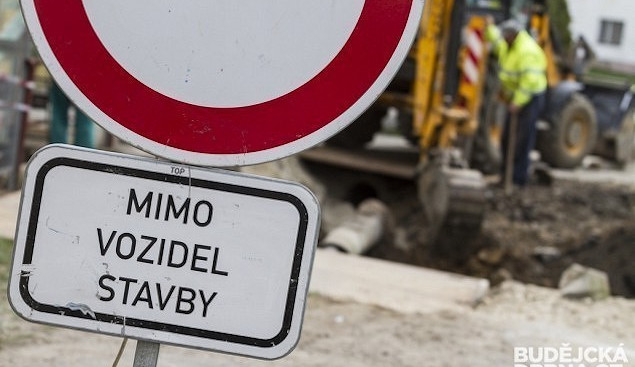 Výkopové práce uzavřou na dva týdny část budějcké Lannovy třídy