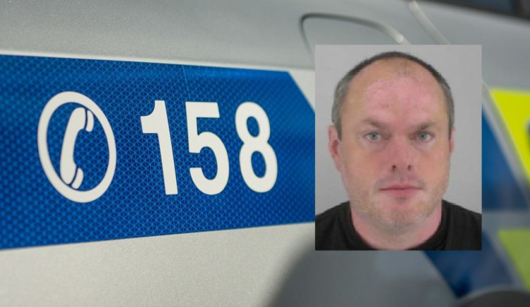 Policisté hledají dvaačtyřicetiletého muže. Nemáte o něm nějakou informaci? 