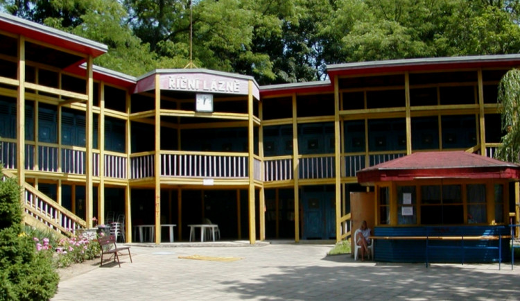 V lázních Polanka v Třebíči po sezoně opraví skokanský bazén. Začne sloužit v červnu 2018