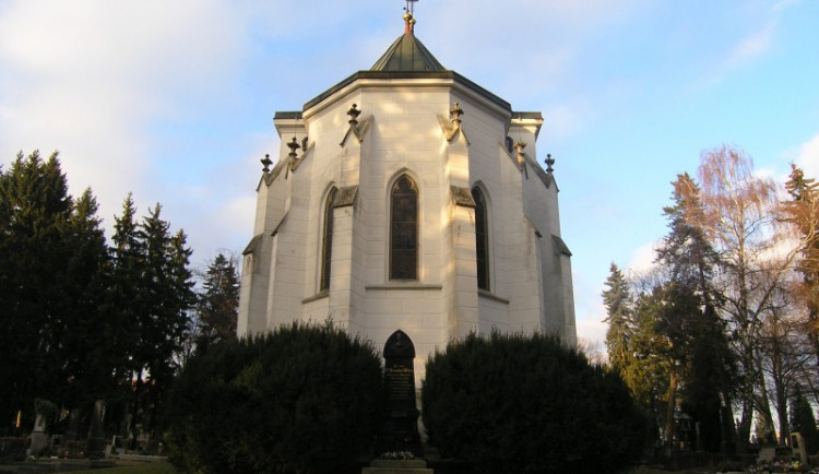 Jihlavská radnice nechá opravit kapli Nanebevstoupení Páně v areálu ústředního hřbitova