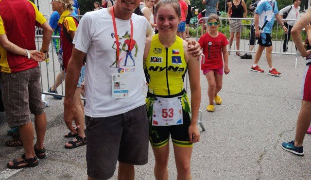 Triatlonisté Tomáš Kříž a Lenka Švecová vybojovali pódiová umístění na olympiádě dětí a mládeže