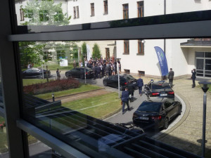 Prezident Miloš Zeman dorazil na Vysočinu. V Jihlavě ho vítaly pověstné trenýrky