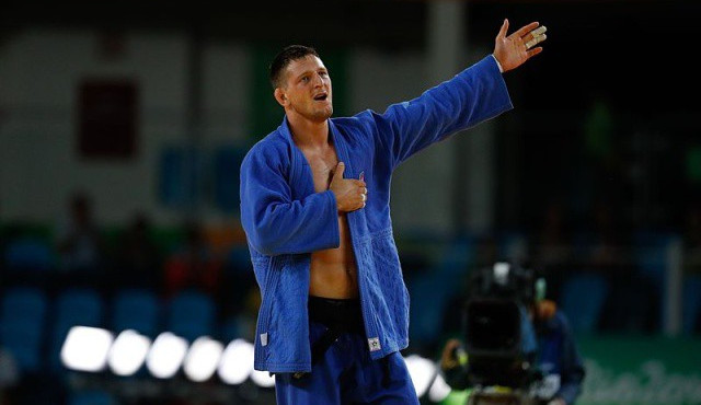 Silným bolestem zad navzdory. Lukáš Krpálek vybojoval vítězství na Grand Prix v Číně