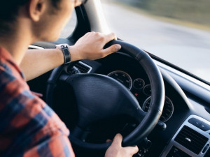 Mikrospánek za volantem je příčinou až 20 procent nehod