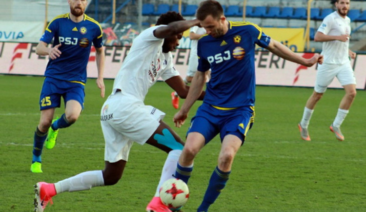 První letošní bod. Vysočina Jihlava doma remizovala se Slováckem 0:0