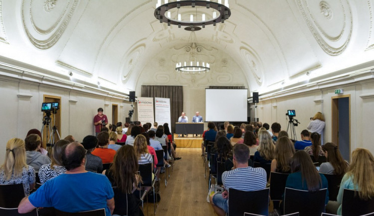 O víkendu v Havlíčkově Brodě startuje třináctý ročník Letní žurnalistické školy