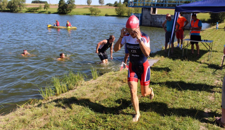 Do Luk zavítalo na Dřevěného muže na dvě stovky sportovců. Nejlepšími byli Buček a Veselá