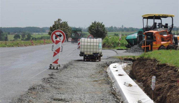 Další omezení pro řidiče na Vysočině: Úplná uzavírka na Třebíčsku ve směru na Valeč