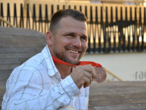 Zápasník Marek Švec z Havlíčkova Brodu dodatečně převzal bronzovou olympijskou medaili!