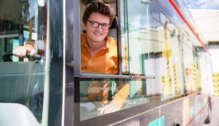 Marek Hovorka ve festivalovém trolejbusu