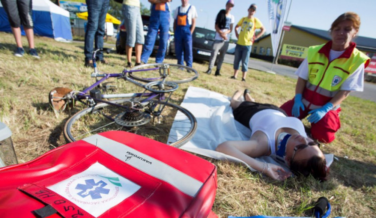 Projekt První pomoc do škol bude pokračovat. Zatím proškolil více než sto tisíc žáků